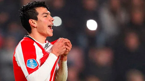 Hirving Lozano anota el gol del triunfo para el PSV en la liga de Holanda