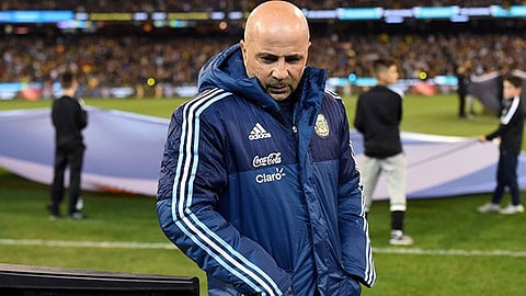 Tras la boda de su hija, oficiales detuvieron al técnico albiceleste (Foto: @SomosInvictos)