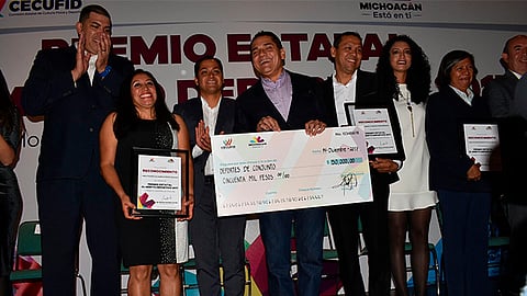 Entregan Premio Estatal al Mérito Deportivo 2017