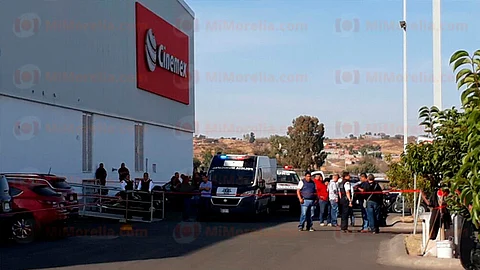 Los agresores escaparon a bordo de dos camionetas (Foto: RED 113)