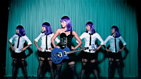 Revive el 2008 con estas famosas canciones que ya cumplieron 10 años