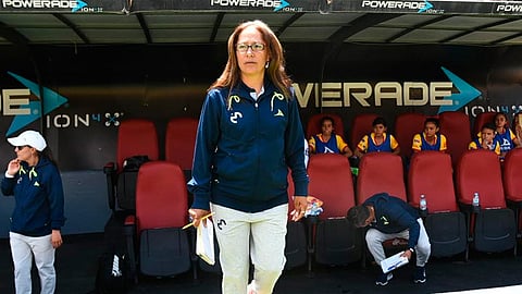 Verónica Hernández dijo que también es tarea de los cuerpos técnicos y de las jugadoras ofrecer un mejor desempeño dentro del campo para atraer a más aficionados y patrocinadores (Foto: ACG)
