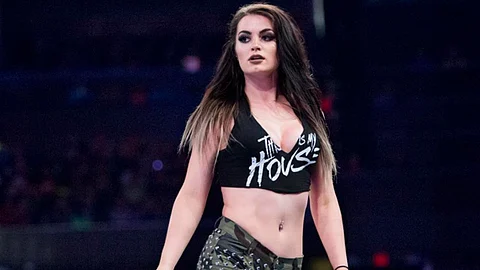 Con apenas 25 años, Paige finaliza su carrera de la lucha libre debido a esta acción (Foto: @FansWWE_es)