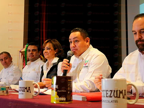 Uruapan por el Récord Guinness de la Taza de Chocolate más Grande del Mundo