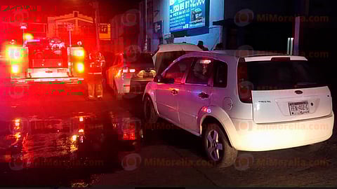 El incidente se registró la noche de este lunes sobre la calle Siderúrgica Las Truchas, a la altura de la colonia Indeco Expropiación Petrolera (Foto: RED 113)