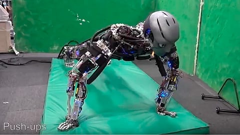 Kengoro, el robot que hace ejercicio… ¡Y suda!