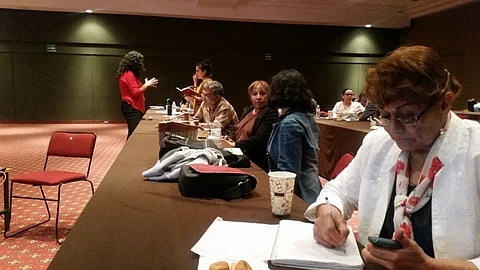 Con el tema "¿Cómo transformar la información especializada en historias periodísticas de ciencia?", la vicepresidenta la Red Mexicana de Periodistas de Ciencia, Aleida Rueda, dio inicio al taller (Foto: Cortesía)
