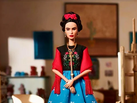 Mattel sin permiso para reproducir a Frida Kahlo en Barbie