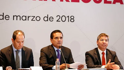Cofemer y Gobierno del Estado evaluarán los 833 trámites que se realizan en 60 dependencias para presentar una propuesta de simplificación (Foto: Cortesía)