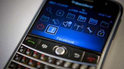 Blackberry demanda a Facebook por violación de su patente en Messenger