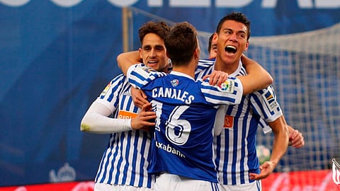 Héctor Moreno anota su primer gol con la Real Sociedad