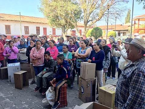 Entregan 572 paquetes de Sí Produzco en Lagunillas, Huiramba y Salvador Escalante