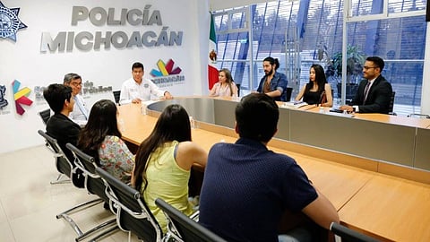 Reconoce SSP a estudiantes de Comunicación de la UVAQ