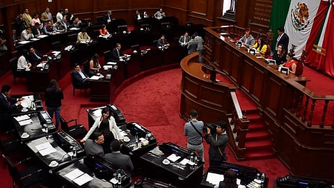Se aprobó otro dictamen por el cual se autorizó la salida de otro grupo de diputados locales, a partir del próximo 31 de marzo (Foto: Cortesía)
