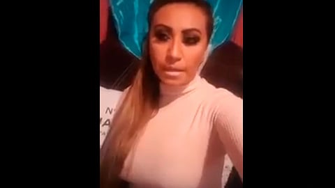 #LadyLencería posó en un piano (Foto: captura)