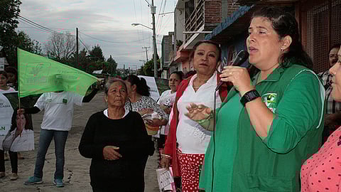 Los habitantes de la Colonia Carlos Salazar, se encuentran muy agradecidos con ella (Foto: Cortesía)