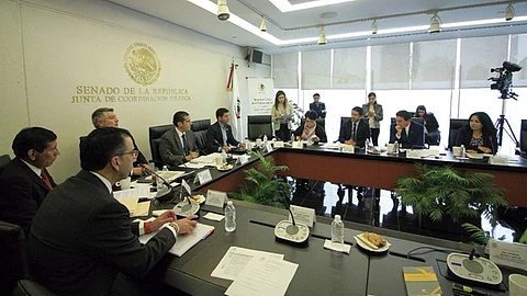 Los legisladores reprobaron que el presidente de los Estados Unidos enjaule a niños y niñas inmigrantes (Foto: @NoticiaCongreso)