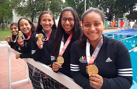 En equipo todo es más fácil: Selección femenil de polo acuático