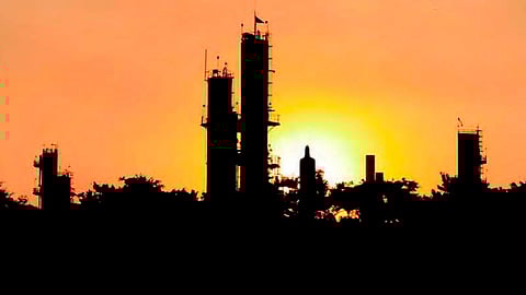 Las empresas que se instalen en la ZEE deberán de privilegiar durante sus primeros meses de operación el consumo interno (Foto: FB/ArcelorMittal México)