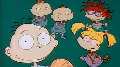 Rugrats fue creada por Arlene Klasky, Gábor Csupó, y Paul Germain para Nickelodeon. Fue la serie de más larga duración de Nickelodeon hasta el año 2012