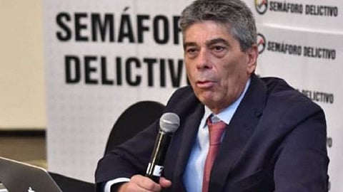 Para el fundador de Semáforo Delictivo la disyuntiva es regular las drogas o atestiguar como se incrementan los homicidios (Foto: Twitter/ @isaaclago)