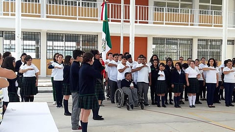 Inician clases alumnos de Telebachillerato en Michoacán