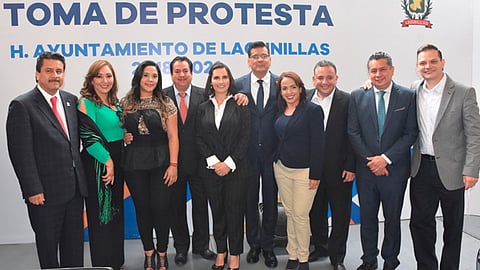 Varios políticos la acompañaron (Foto: Cortesía)