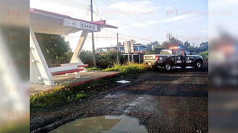Unos lugareños vieron los restos desnudos de un individuo desconocido, así que avisaron al número de emergencias 911 (Foto: RED 113)