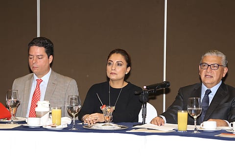 Sostienen titulares de SFA y CGCS encuentro con integrantes de la CIRT