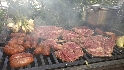 El estudio no encontró una relación directa entre el pescado y el riesgo de diabetes 2 (Foto: Twitter/@MxrSxlxnder)