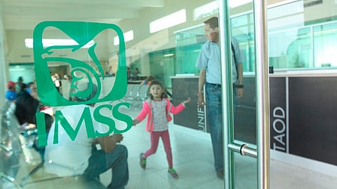 Esta medida dejará sin atención a por lo menos mil 400 pacientes (Foto: Archivo)