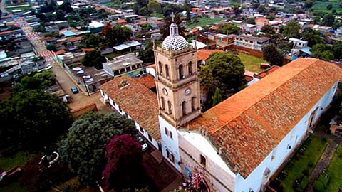 En el mes de febrero se produjo la dispersión de una primera administración estatal de los dos millones de pesos (Foto Facebook: Capula, Michoacán)