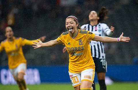 Katty Martínez se despachó con tres goles en el segundo tiempo para la victoria de Tigres (Cortesía Twitter: @TigresFemenil)