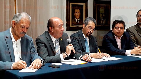 A partir de foros como este se podrá construir un nuevo modelo educativo, señalaron (Foto: Andrea Hernández)