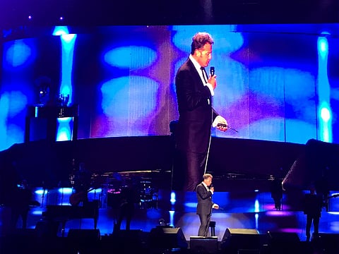 Luis Miguel encanta a sus fans con espectacular show en Morelia