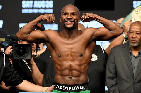 Mayweather saldrá de su retiro para pelear contra campeón de MMA