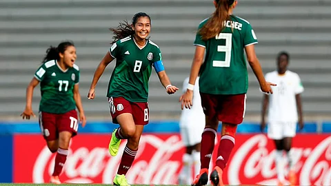 En tiempo regular empataron a 2 (Foto: @fifacom_es)