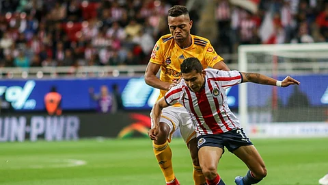 Con un gol de Raúl Gudiño, Tigres derrotó a las Chivas en su casa (Foto: @TigresOficial)