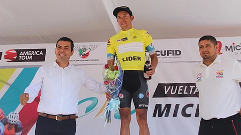 Orlando Garibay, de Tenis Stars, se colocó en la cima de la clasificación general por medio de 8 horas, 05 minutos y 15 segundos (Foto: Cortesía)