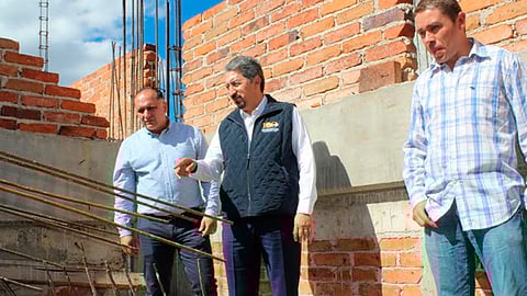 Previamente el rector visitó el actual nodo y dialogó con los estudiantes (Foto: Cortesía)