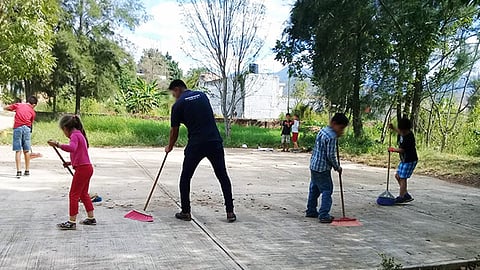 La SSP continúa con la recuperación de espacios públicos en la entidad michoacana, con la finalidad de erradicar focos rojos generadores de violencia (Foto Cortesía)