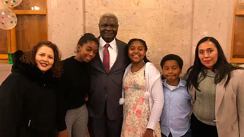 El investigador Jean Cadet Odimba recibió reconocimiento al Migrante Internacional 2018 (Foto Cortesía)
