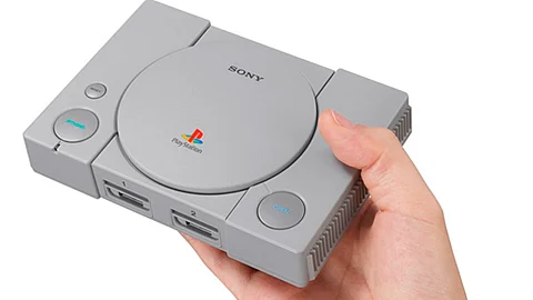 Entre los principales problemas que los usuarios encontraron en la Playsation Classic está su mando, así como el pobre catálogo de juegos y la ausencia de un doblaje al castellano de éstos (Foto: @mouse_cl)