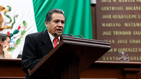 El diputado de MORENA, Osiel Equihua Equihua, mencionó que en próximas sesiones se presentarán herramientas legales para que el recurso no sea utilizado con fines ajenos a su destino (Foto Cortesía)