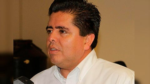 Además de Torres Piña se van los diputados locales, Miriam Tinoco Soto, Erik Juárez Blanquet, y, Humberto González Villagomez (Foto: FB/Roberto Pantoja Arzola)