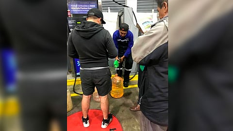 Instaron a la Unión de Gasolineros de Morelia a realizar la venta de gasolina dentro del marco establecido por Protección Civil (Foto Facebook: Revolución Social)