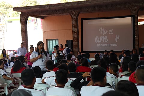 “No es Amor es Violencia” llega a estudiantes de Tuzantla