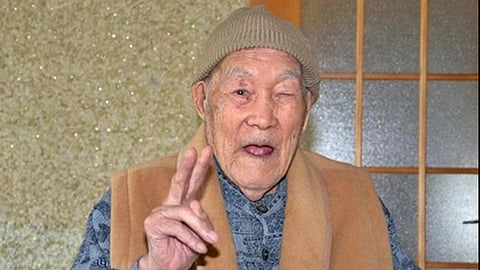 Muere en Japón el hombre más longevo del mundo; tenía 113 años