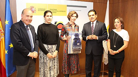 Sostiene reunión con la Secretaria de Estado de Turismo en España, Isabel Oliver (Foto Cortesía)