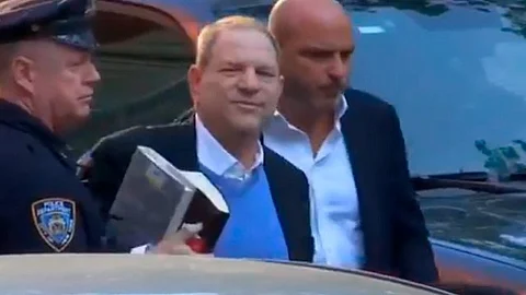 Juez aprueba cambio de abogados a Harvey Weinstein